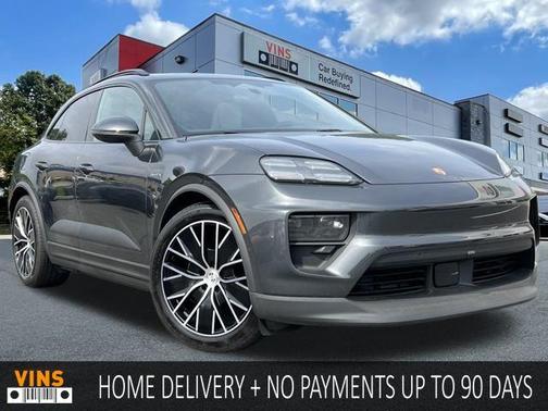 2024 Porsche Macan Base