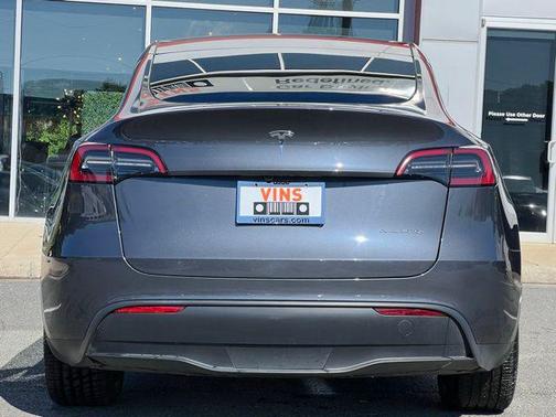 Gray 2023 Tesla Model Y Long Range