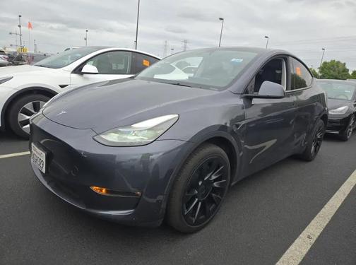 Gray 2023 Tesla Model Y Long Range