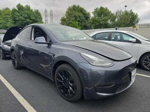 Gray 2023 Tesla Model Y Long Range