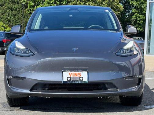 Gray 2023 Tesla Model Y Long Range