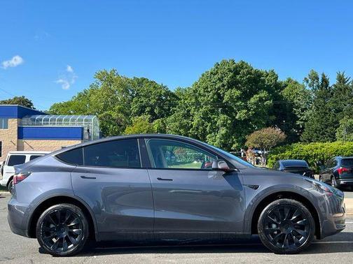 Gray 2023 Tesla Model Y Long Range