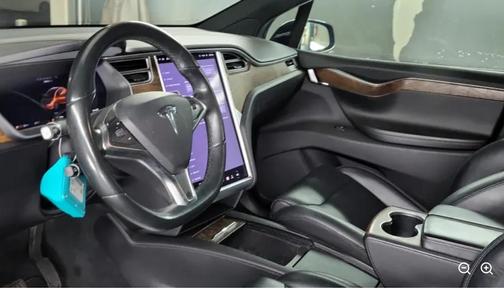 2016 Tesla Model X 90D