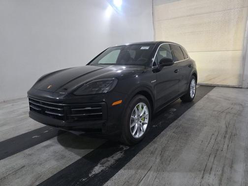 Chromite Black Metallic 2025 Porsche Cayenne Cayenne E-Hybrid