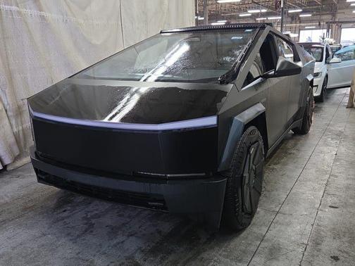 Stainless Steel 2024 Tesla Cybertruck Cyberbeast