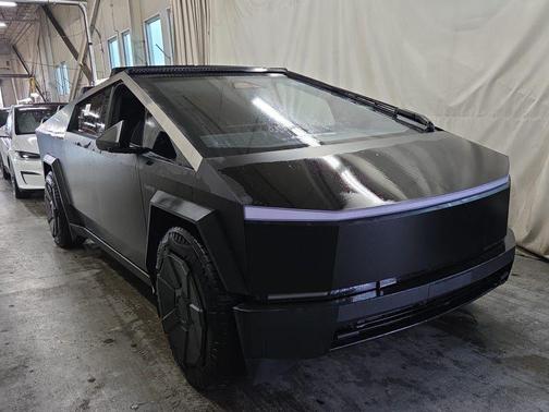 Stainless Steel 2024 Tesla Cybertruck Cyberbeast