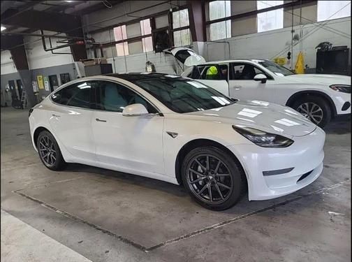 2019 Tesla Model 3 Standard Range Plus
