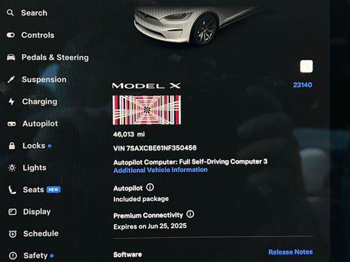 2022 Tesla Model X Plaid