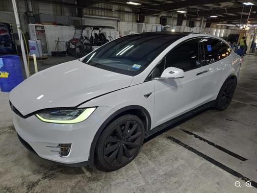 2021 Tesla Model X Long Range