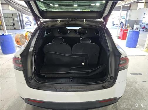 2021 Tesla Model X Long Range