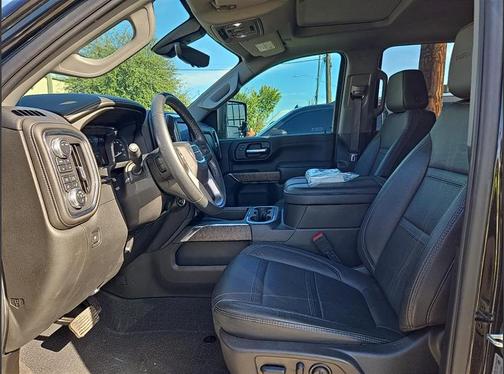 2023 GMC Sierra 2500 Denali