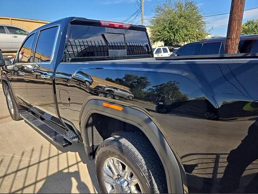 2023 GMC Sierra 2500 Denali