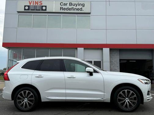 2019 Volvo XC60 T5 Inscription