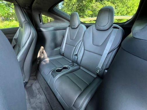 2024 Tesla Model X Base
