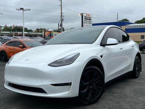2024 Tesla Model Y Long Range