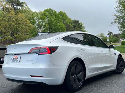 Pearl White Multi-Coat 2020 Tesla Model 3 Long Range