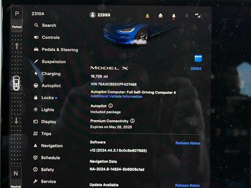 2023 Tesla Model X Standard Range