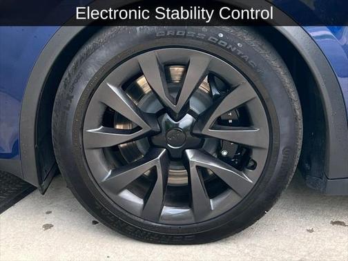 2023 Tesla Model X Standard Range