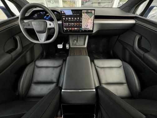 2023 Tesla Model X Standard Range