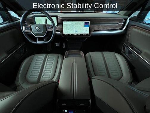 2024 Rivian R1S Adventure