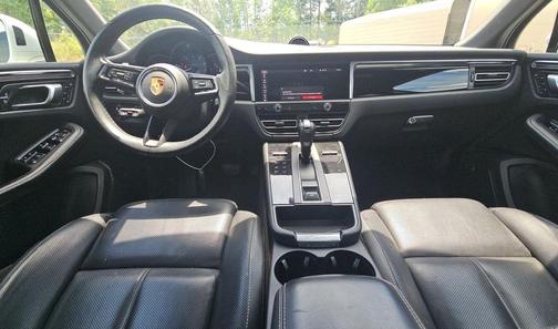 White 2022 Porsche Macan Macan