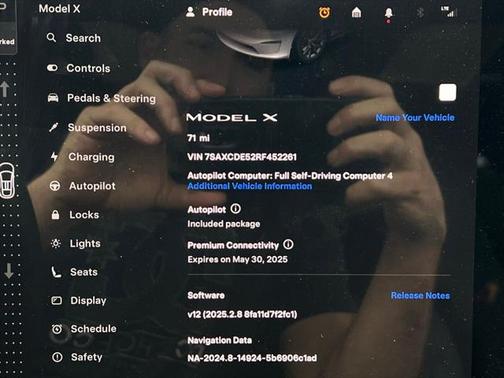 2024 Tesla Model X Base