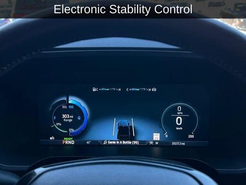 2022 Ford F-150 Lightning Platinum