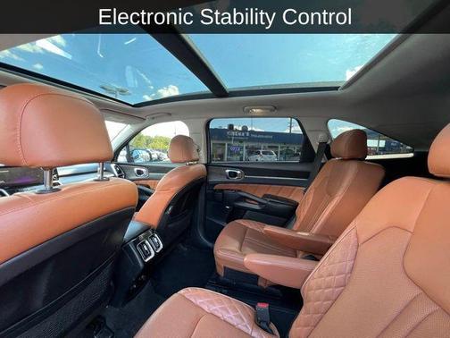 2022 Kia Sorento SX