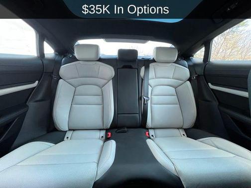 2023 Porsche Taycan 4S