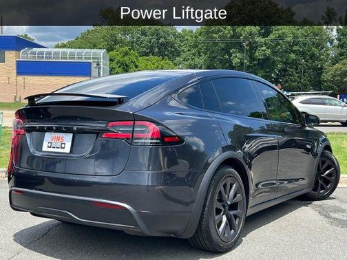 2024 Tesla Model X Base