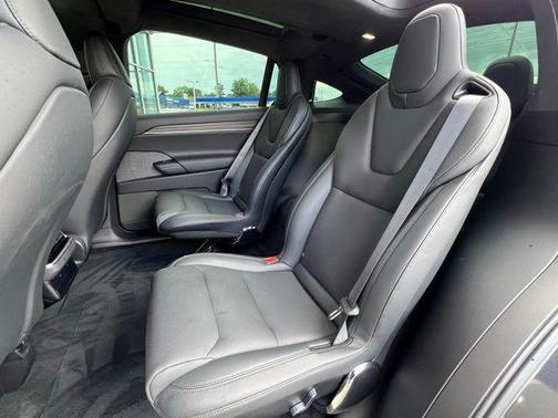 2024 Tesla Model X Base