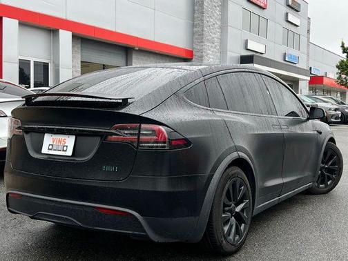 2023 Tesla Model X Plaid