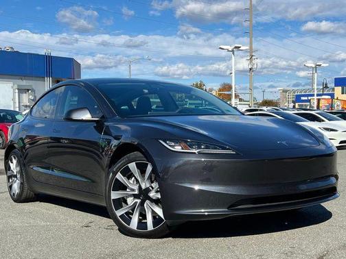 2024 Tesla Model 3 Long Range