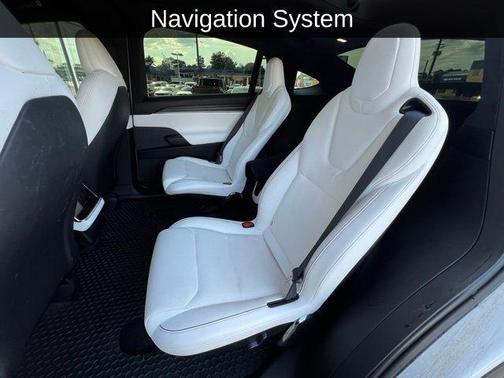 2022 Tesla Model X Plaid