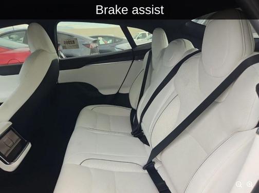 2022 Tesla Model S Plaid