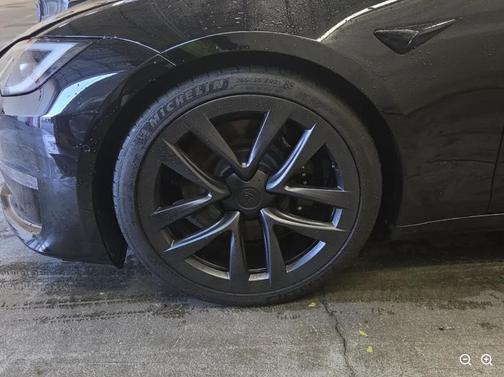 2022 Tesla Model S Plaid