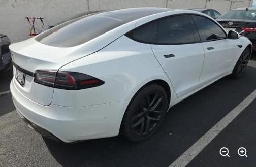 2022 Tesla Model S Base