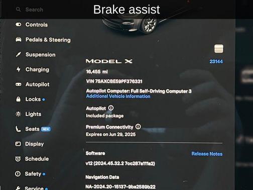 2023 Tesla Model X Base