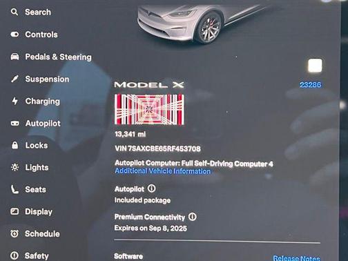 2024 Tesla Model X Plaid