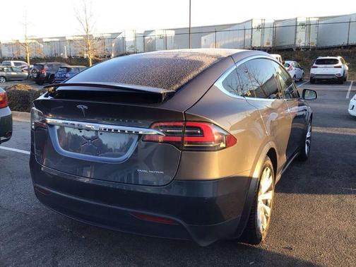 2020 Tesla Model X Long Range