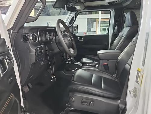 Bright White Clearcoat 2024 Jeep Wrangler Sahara 4xe