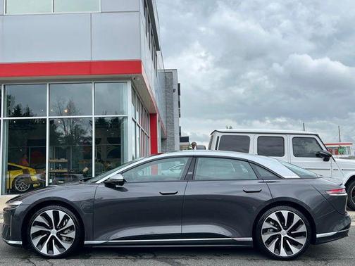 Infinite Black Metallic 2023 Lucid Air Grand Touring