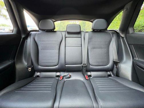2024 Mercedes-Benz GLC 300 4MATIC