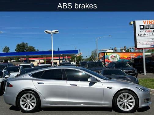 2017 Tesla Model S 90D