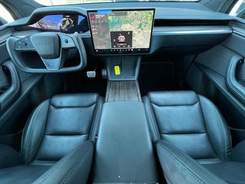 2023 Tesla Model X Base