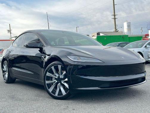 2025 Tesla Model 3 Long Range