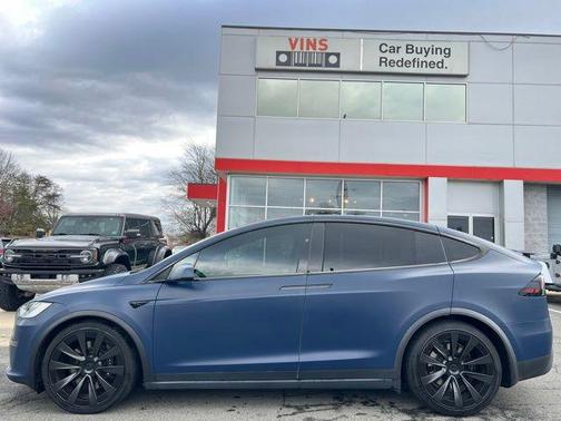 2022 Tesla Model X Plaid