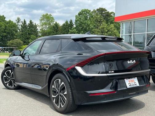 2022 Kia EV6 Wind
