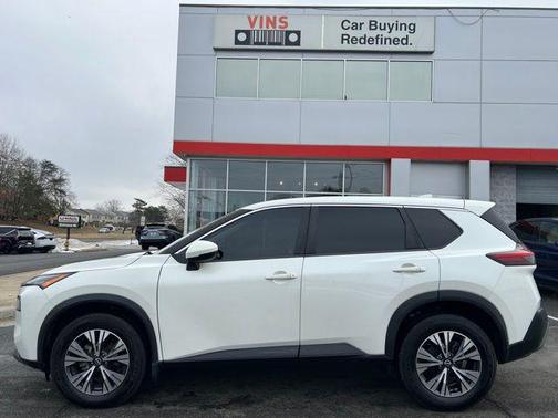 2022 Nissan Rogue SV