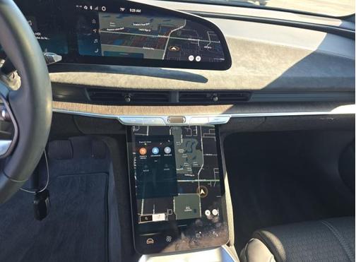 Quantum Gray Metallic 2023 Lucid Air Grand Touring